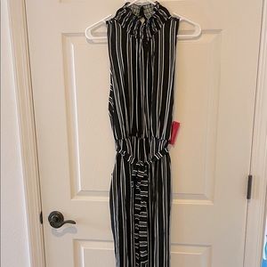 LAST CALL🌺 NWT Adorable Striped Xhilaration Jumpsuit